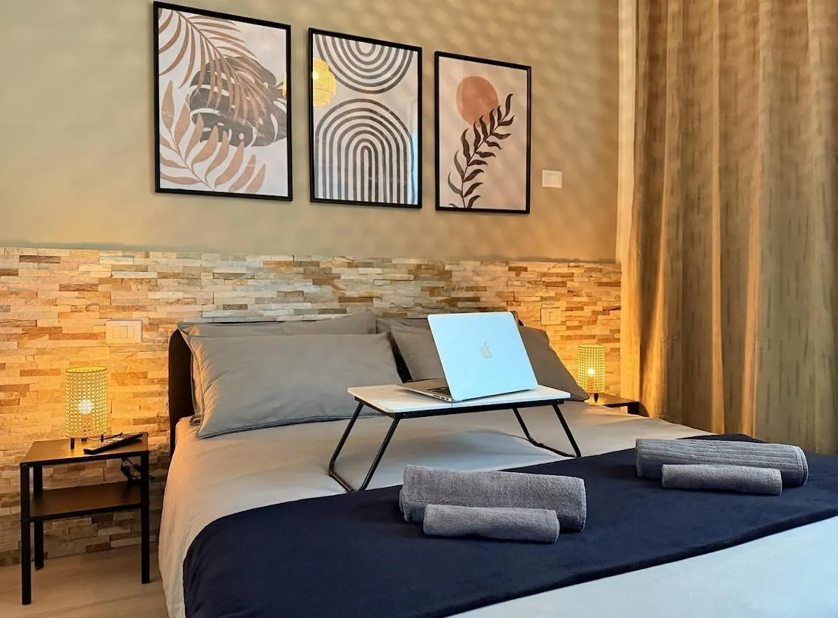 Lägenhet Luxhome Duomo - San Siro 10Min Milano